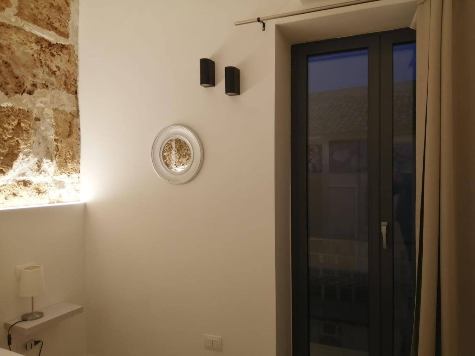 Holiday Home Matt Ros Noto Exterior foto